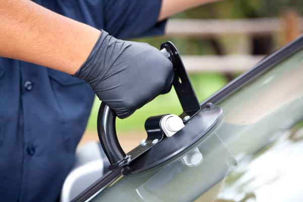 affordable auto glass replacement