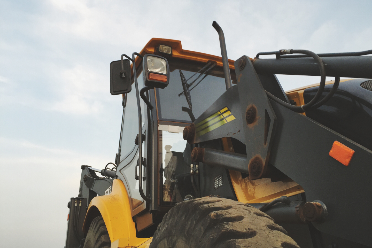 Heavy Equipment Glass Repair